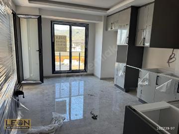 ORTACA ERSOY EMLAK'TAN KARABURUN'DA 3+1 SATILIK SIFIR DAİRE