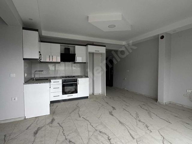 ORTACA KARABURUN MAHALLESİN DE SATILIK 2+1 DAİRE