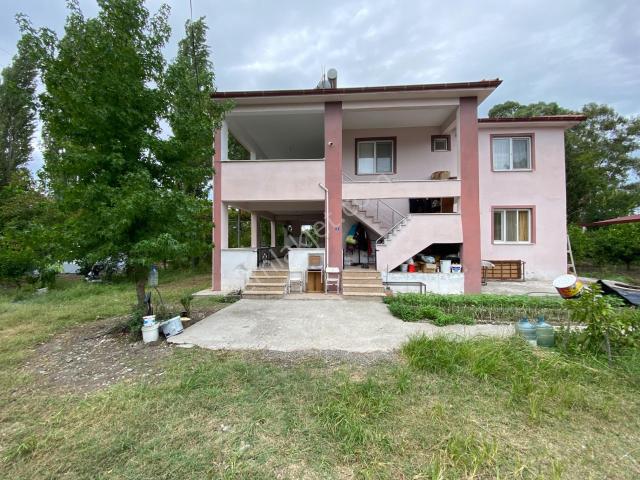 Ortaca Merkezde Kiralık 2+1 Eşyalı Giriş Kat Bahçeli Daire