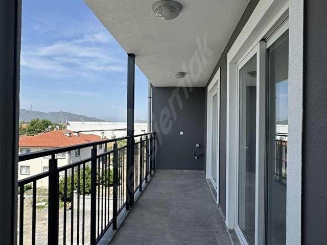 ORTACA MERKEZİ KONUMA YAKIN KİRALIK 2+1 DAİRE