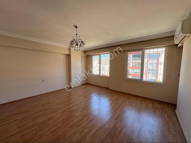 Ortaca Terzilailer De 3+1 Kiralık Daire, Kapalı Mutfak, Cadde Üzeri