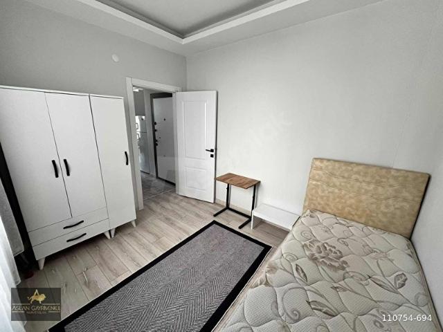 FULL EŞYALI DENİZ MANZARALI BALKONŞU 1+1 KİRALIK DAİRE