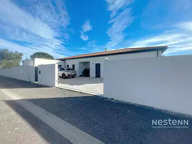 Ortaffa 66560 Achat / Vente maison 4 pièces t4 au dernier étage piscine
