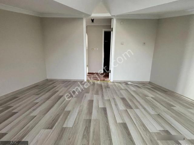 Ortaköy'de Boğaz Manzaralı 3+2 Geniş Kiralık Daire