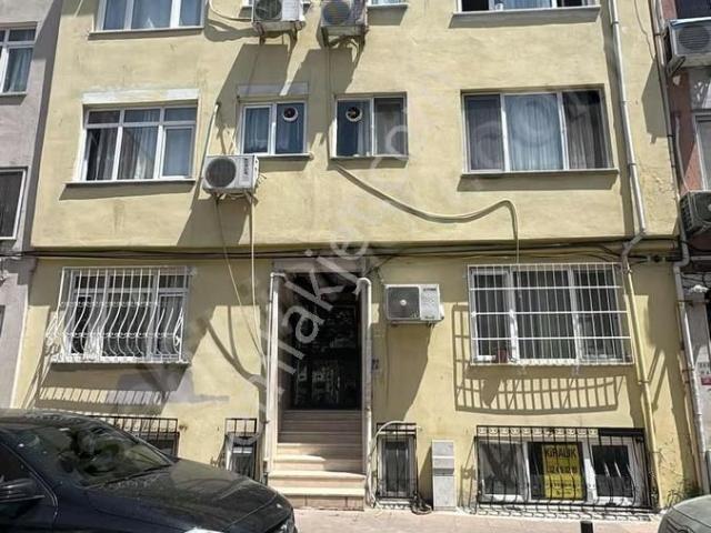 Ortakö'de Mükemmel Konumda Tadilat Yapılmış 2+1