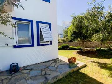 Ortakent Yahşi'de Havuzlu Sitede Kiralık Bahçeli Dubleks