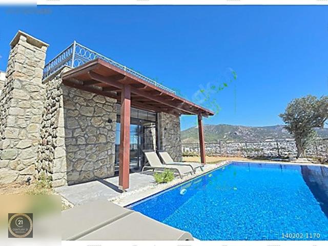 Ortakentte Satılık Deniz Manzaralı Havuzlu Müstakil 4+1 Villa