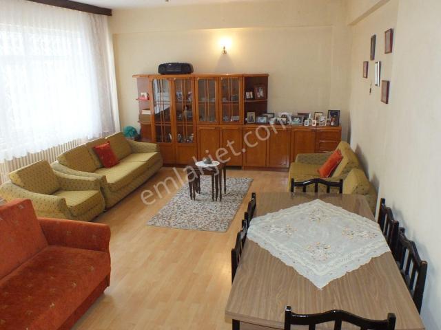 Ortahisar Çarşı Mahallesi Satılık 3. Kat 140m2 3+1 Daire