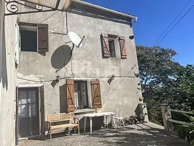 Ortiporio 20290 Achat / Vente maison 4 pièces t4 jardin cave