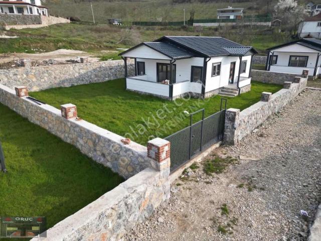 Oruç Gayrimenkul'den Hacimbey'de 380m2 Arsa İçerisinde Müstakil