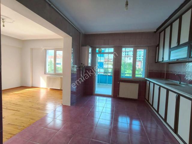 Çorum Merkez Yavruturna Mahallesi'nde 3+1 Kiralık Daire!