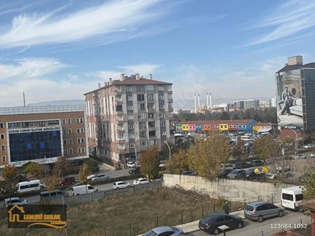 ÇORUM MERKEZDE AHL PARK YAKINI ŞEHRİN MERKEZİNDE 1+1 LÜKS SATILIK DAİRE