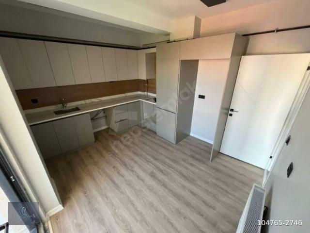 ÇORUM CENGİZ YAPISALI PAZARI ÜSTÜ SATILIK 2+1 FULL YAPILI DAİRE