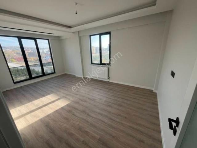 Çorum Cengiz Yapı ipeklievler Anaokulu Civarı Satılık 3+1daire