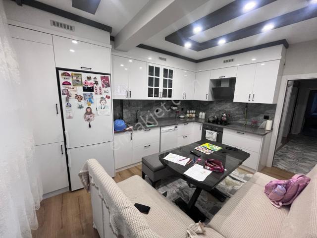 Çorum Cengiz Yapı yavruturna Orta Okulu Civarı Satılık 3+1 Daire