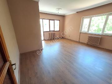 Oryaştan Ataşehir İçerenköy Özen Sitesinde 115m2 3+1 Daire
