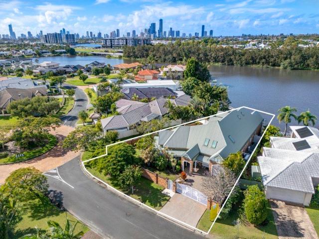 Owner has committed elsewhere and is highly motivated to sell!