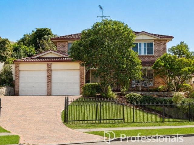 Owners Committed to Selling Former Display Home on 622.3m² in Glen Regent Estate!