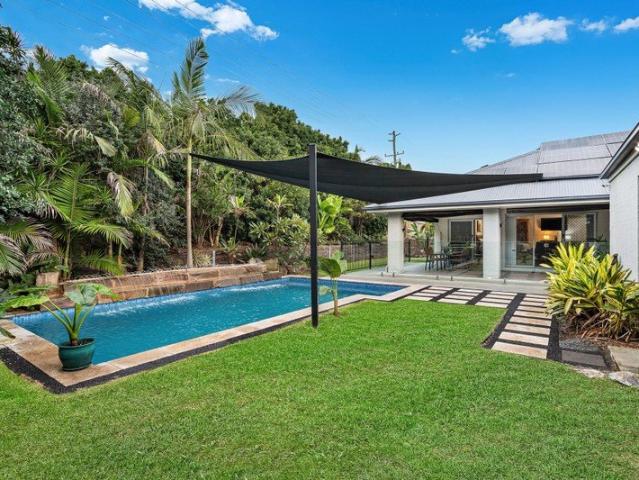 Owners are motivated to sell in the highly desirable Regatta Waters Precinct