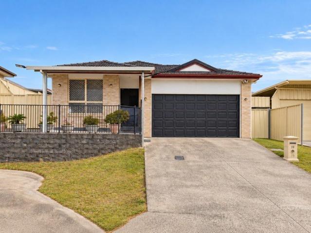 OWNERS HAVE BOUGHT ELSEWHERE MODERN FAMILY HOME MUST BE SOLD!