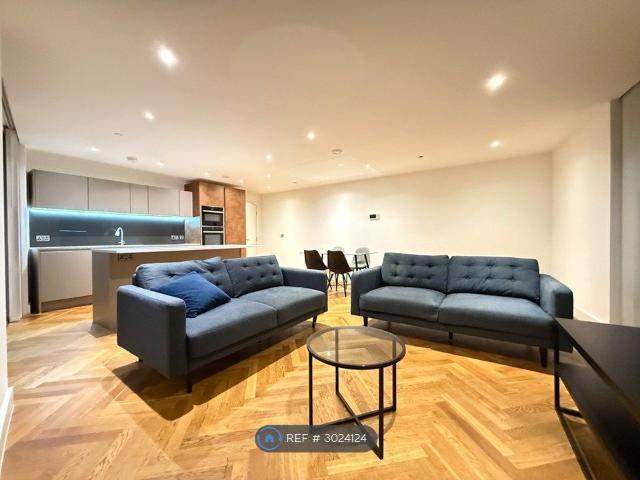 Owen St, Manchester M15, 2 bed flat to rent, £2,600 pcm | PrimeLocation