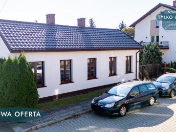 Przestronny dom z potencjałem w Łowiczu – 5 pokoi, ogród