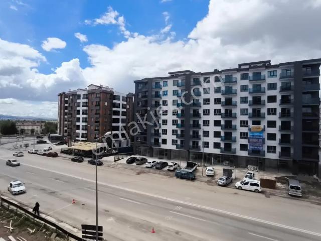 Otovil'den İşhan'da Anacadde Üzeri 2+1 Full Yapılı Satılık Daire