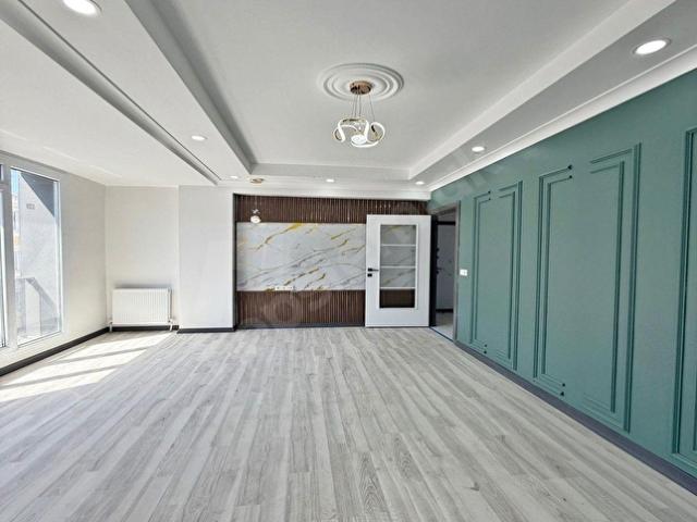 OTOBANIN DİBİNDE SATILIK 2+1 SIFIR LÜKS DAİRE