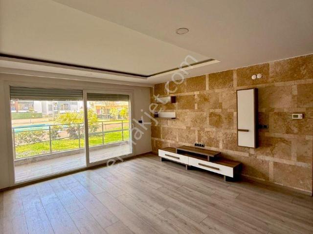 Otogar Arkası Boş Kiralık 2+1