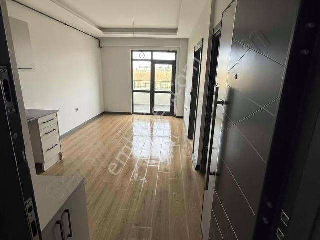 Otogar Arkasında Kiralık Sıfır 1+1 Daire