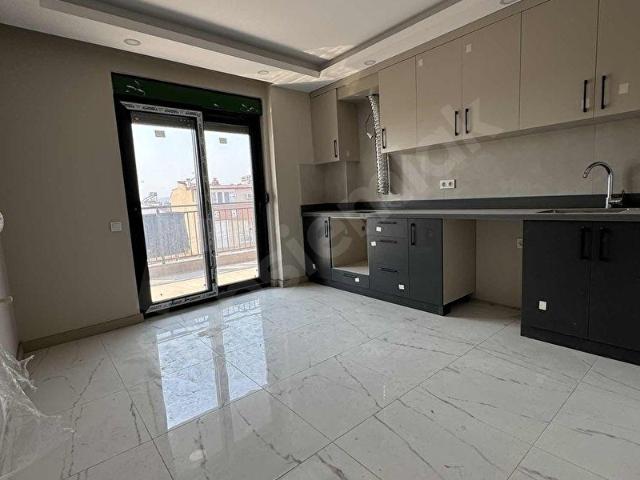 OTOGAR KARŞISI CADDE ÜSTÜ LÜX 5+1 DUBLEX DAİRE !