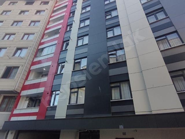 OTOPARKLI ASANSÖRLÜ KAT MÜLKİYETLİ 2+1 75 M2 BALKONLU