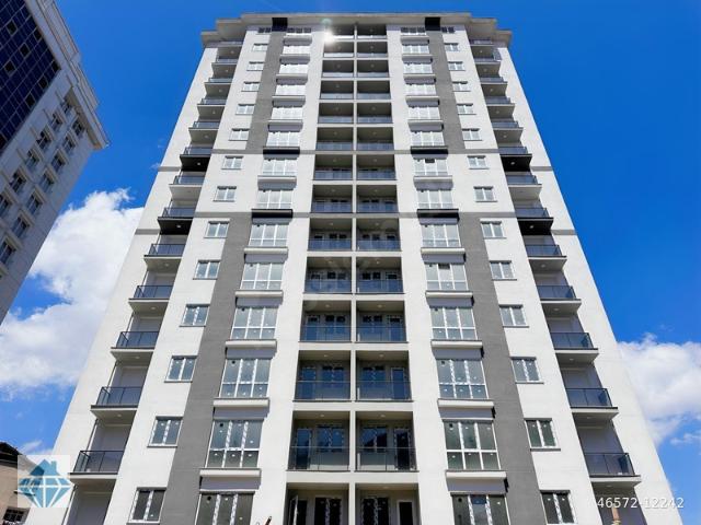 OTOPARKLI GÜVENLİKLİ MASLAK LEVENT ARASI METRO YAKINI 2+1