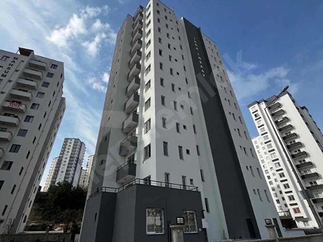 OTORUMA HAZIR 1+1 UYGUN DAİRE.