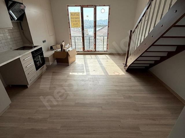 OTEL ÜNV.BÖLGESİ SIFIR YAPI 2+1 A+MUTFAK CADDEYE 2 DK DUBLEKS.