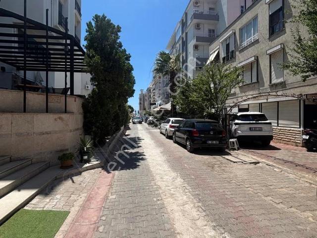 Oteller Bölgesinde Plaja Yakın Aileye Uygun 3+1 Kiralık Daire