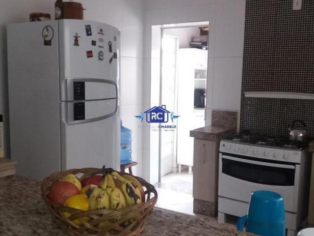 Ótima casa no bairro Carijós