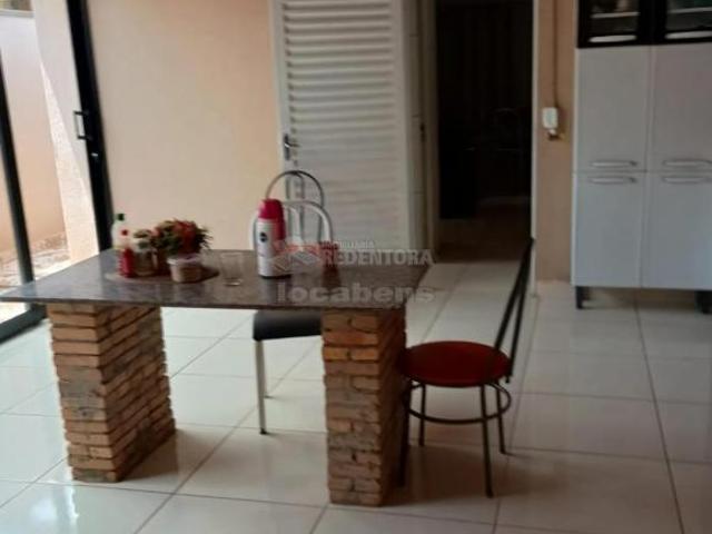 Ótima casa a venda