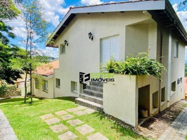 Ótima casa a venda no Condomínio Flamboyant com 1.212 m² de terreno, 481 m² de área construída!