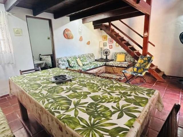 Ótima casa com 3 dormitórios, mezanino e espaço gourmet, na praia do Lázaro em Ubatuba!