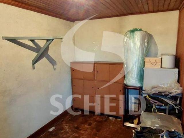 Ótima Casa com Terreno Grande ? Excelente para Investidores e Construtores