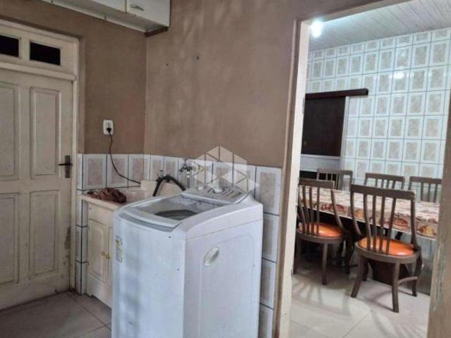 ÓTIMA CASA COM DOIS DORMITÓRIOS NO BAIRRO HIGIENÓPOLIS