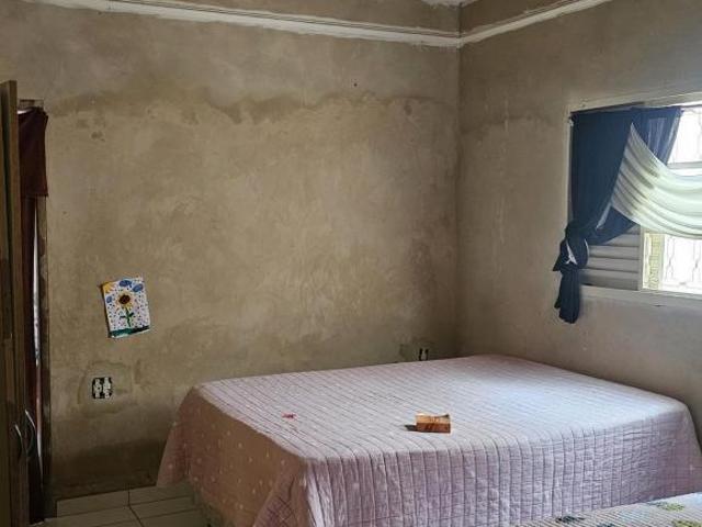 OTÍMA CASA DE TERRENO INTEIRO DISPONÍVEL PARA VENDA NO JARDIM DOS PAINEIRAS