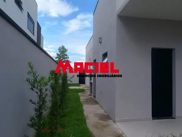 Ótima casa Térrea no Condominio Alphaville II