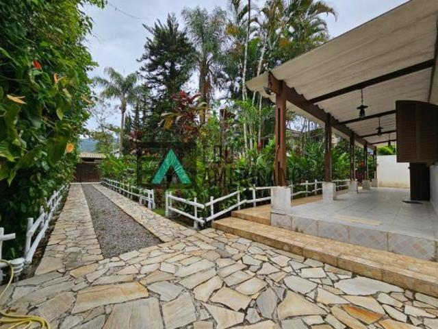 Ótima Casa 2000 M² litoral terreno grande em Juquehy possivel construção de condomínio, pousada 80