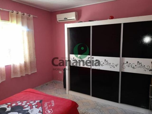 Ótima casa 3 dormitórios 1 suíte para venda mobiliada no bairro Vila Cabana Cananéia/SP