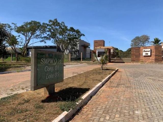 ÓTIMA LOCALIZAÇÃO COM ÁREA TOTAL DE 5000 m²