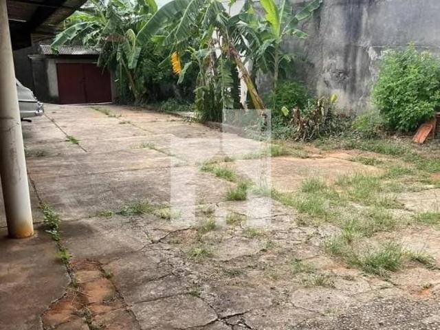 Ótimo Terreno à venda, 300m² sendo Zona Mista residencial e comercial Vila de Vecchi/Vila Pro