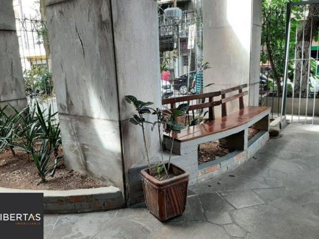 Ótimo apartamento 1 quarto,andar alto com sacada, na Fernando machado