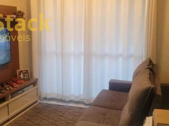Ótimo apartamento situado na Avenida Prefeito Luiz Latorre em Jundiaí SP. O apartamento tem três dor